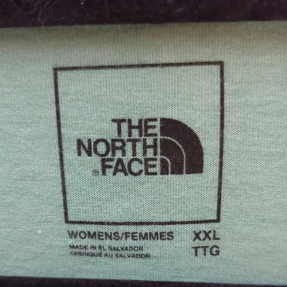 The North Face Teal Graphic Tee - Picture 2 of 10